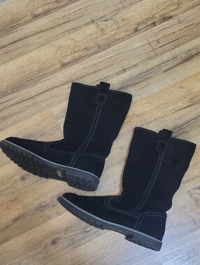 BASS Nadine Black Fleece Lined Pull-On Suede Leather Boots